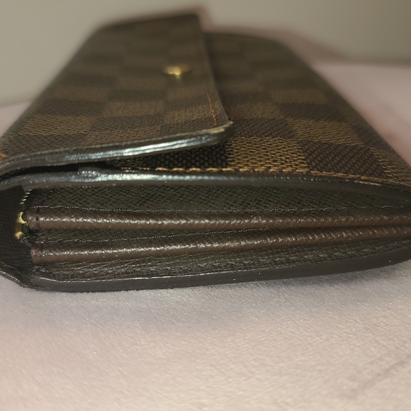 Louis Vuitton Damier Porte Feuille Sarah Long Bifold Wallet - Picture 12 of 14